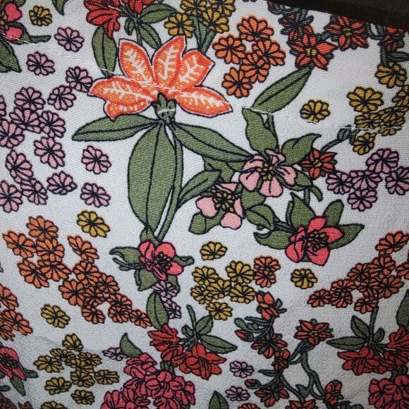 Loft Garden Peplum Sleeveless Top Blouse Size Medium - Picture 4 of 6